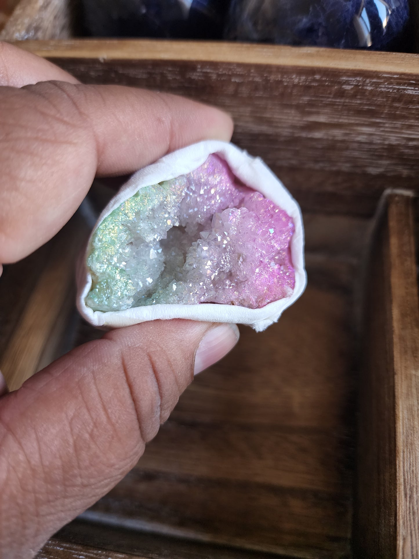 Aura Geodes