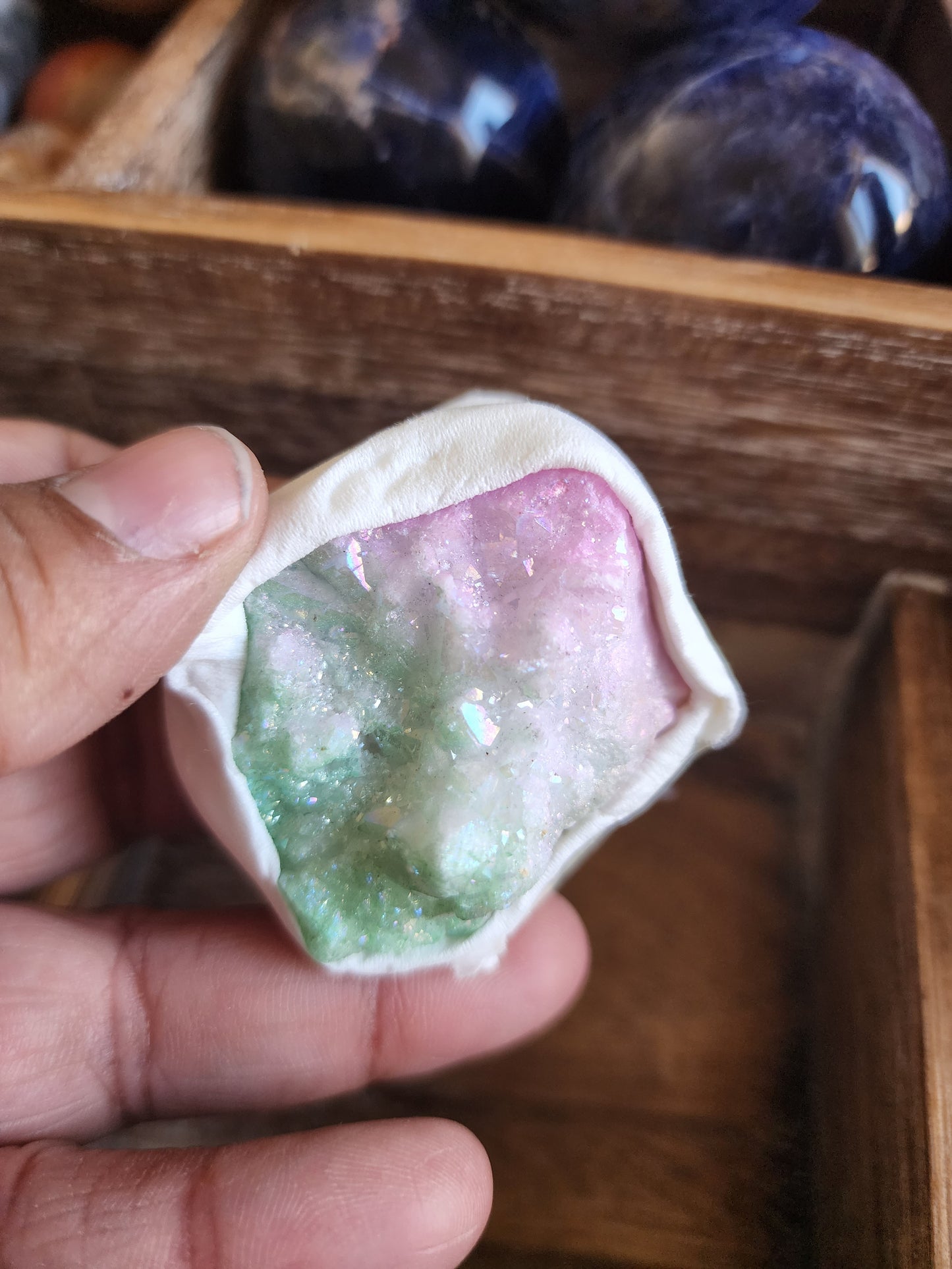 Aura Geodes