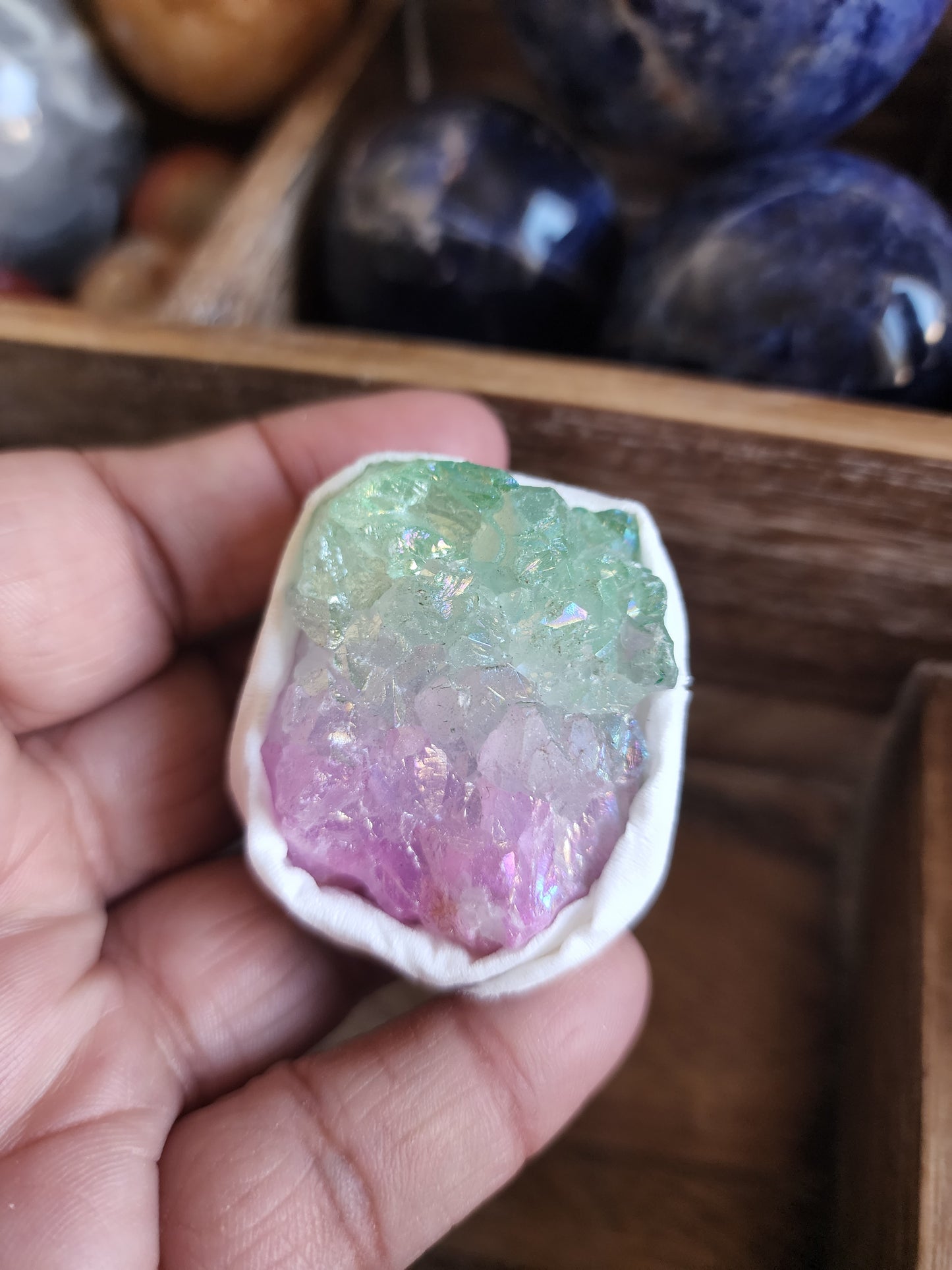 Aura Geodes